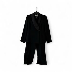 Kasper Petite Black Pantsuit